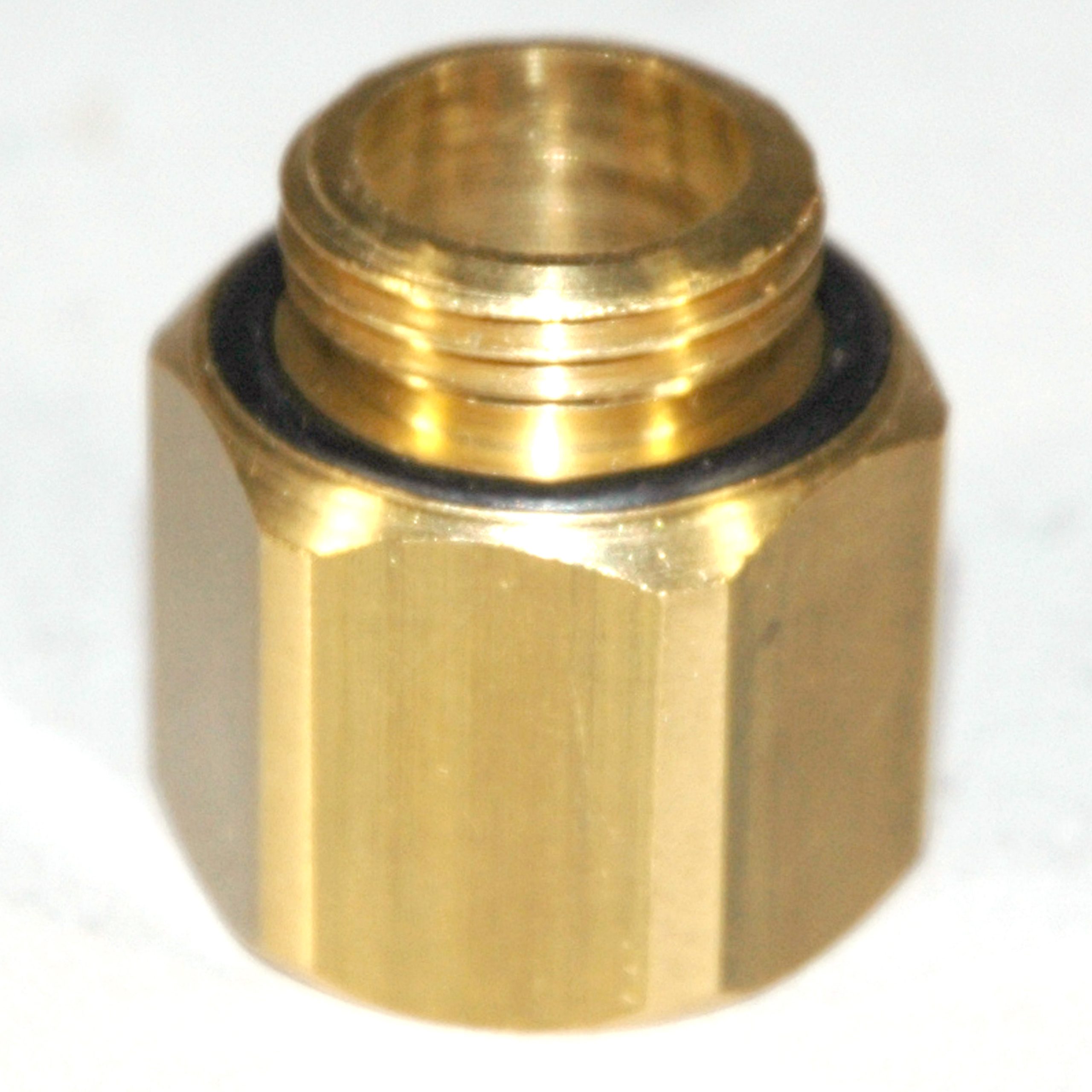 Hose Barb Adapter, 1/2" Male BSPP x 1/2" Female NPT - Image 1