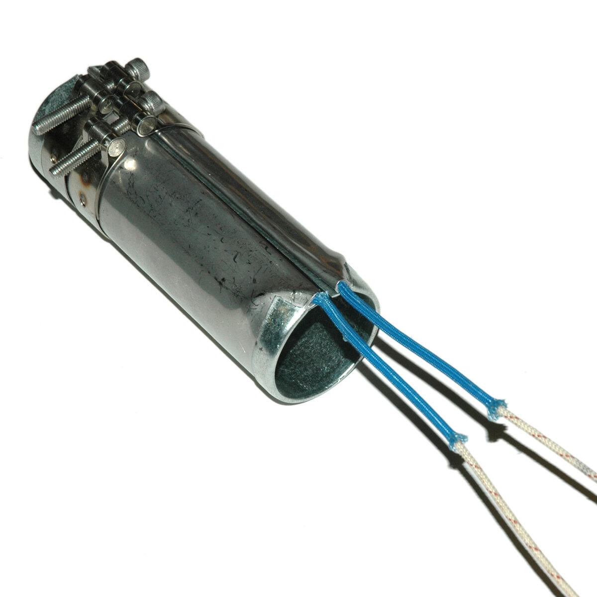 Heater Band, 1-1/2" Inside Diameter x 5" Wide, Mica, 240 Volt, 700 Watt, 12" Flex Leads - Image 1